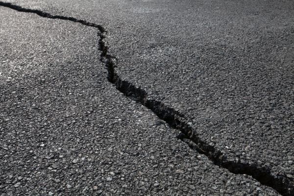 Asphalt Crack Filling Service