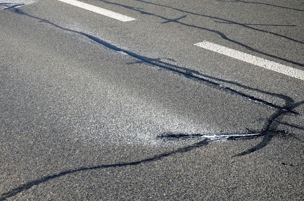 Asphalt Fissure Filling